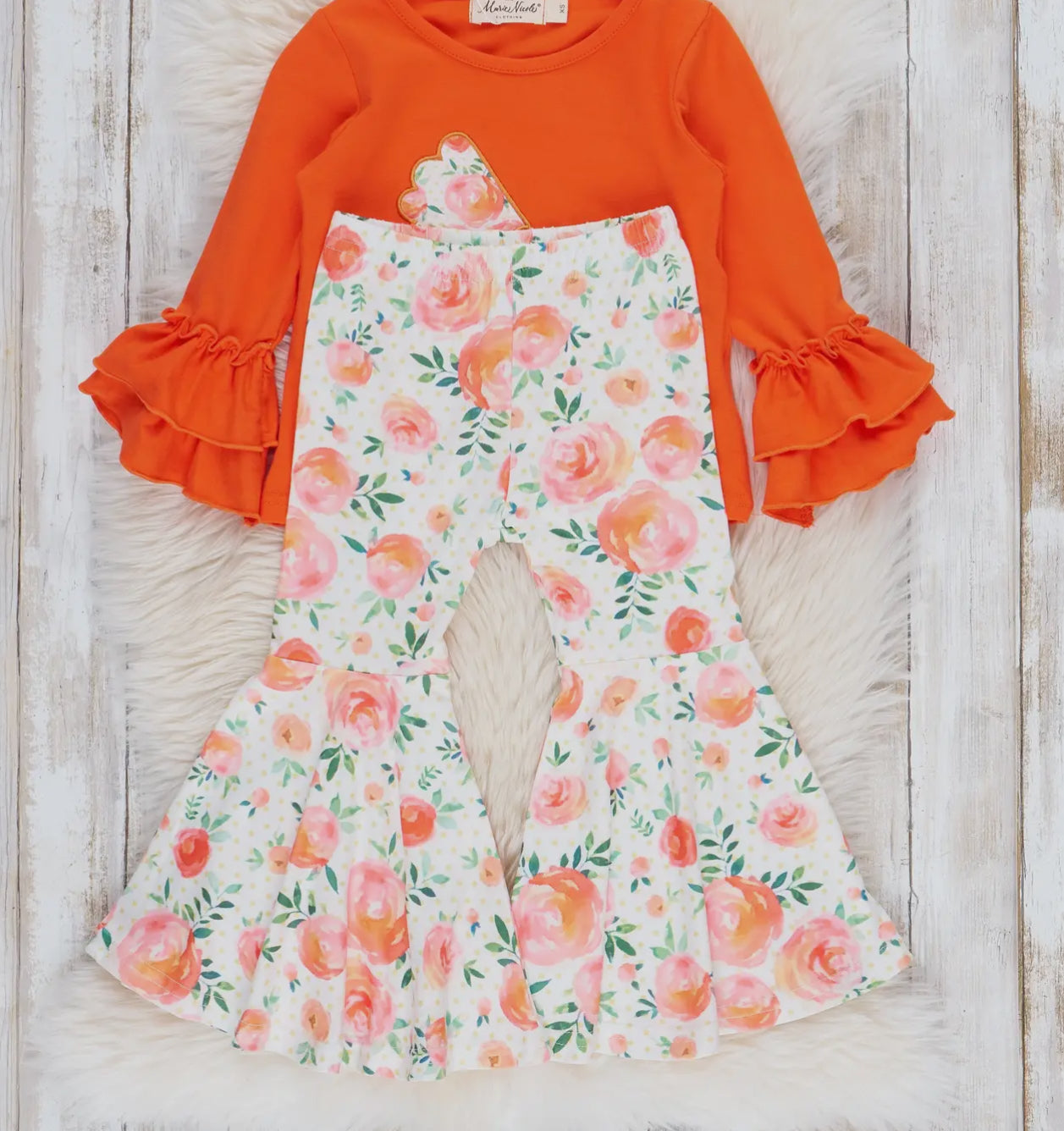 Henrietta Floral Chicken Set