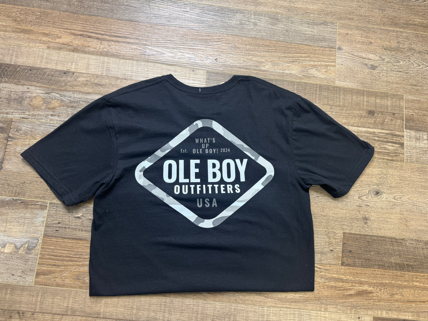 Ole boy camo border tee